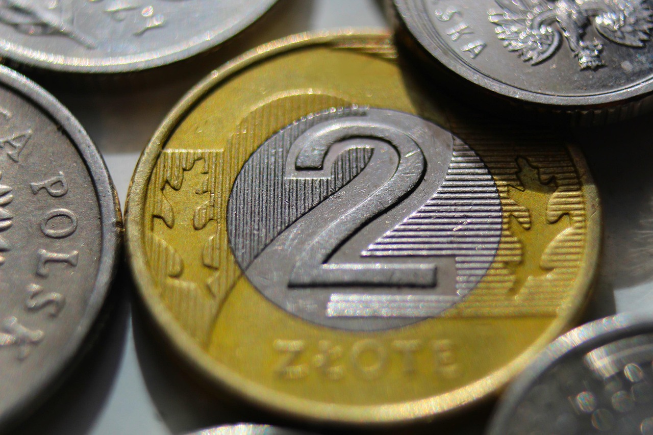 Gold Hits $5,400 Amid Middle East Conflict and De-Dollarization